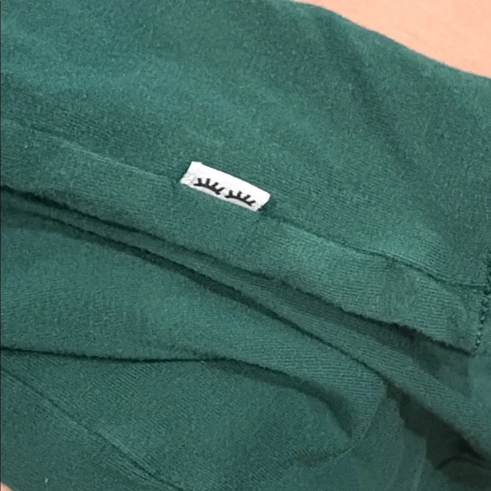 Little Sleepies green long sleeve Bamboo Top 7/8